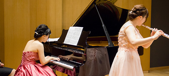 -- Competitions --

The MTNA National Competitions are among the most successful and prestigious competitions in the country. Each year, thousands of students compete for top prizes and national recognition.